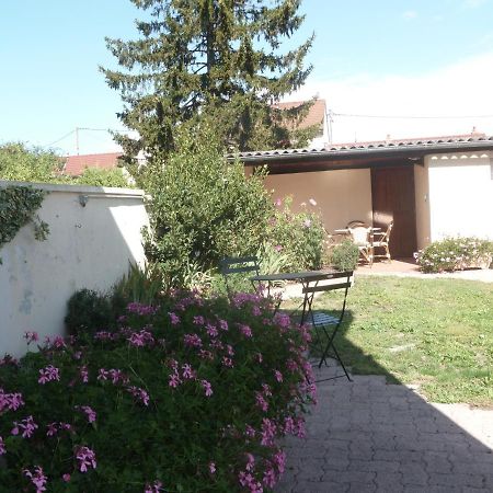 L'Escale Dijonnaise Villa Exterior photo